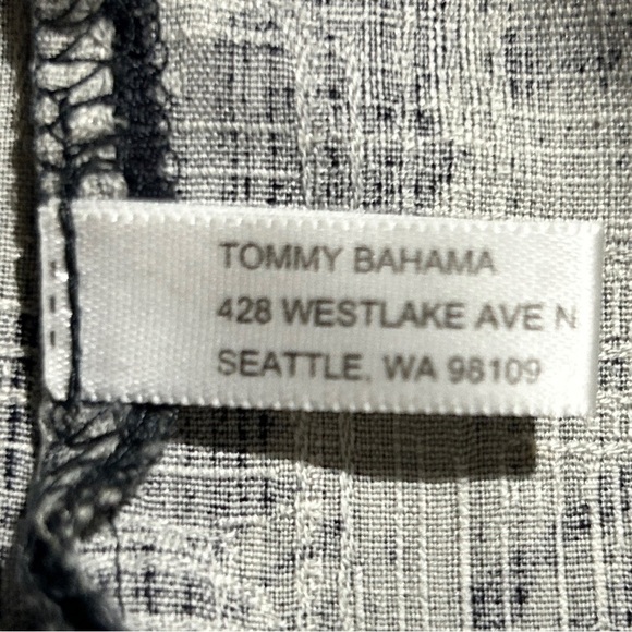 2014 TOMMY BAHAMA Seasons Greetings Silk Shirt sz M Tree Bird Ornament Christmas - Picture 9 of 12